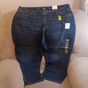 St John's Bay Capri Size 22W